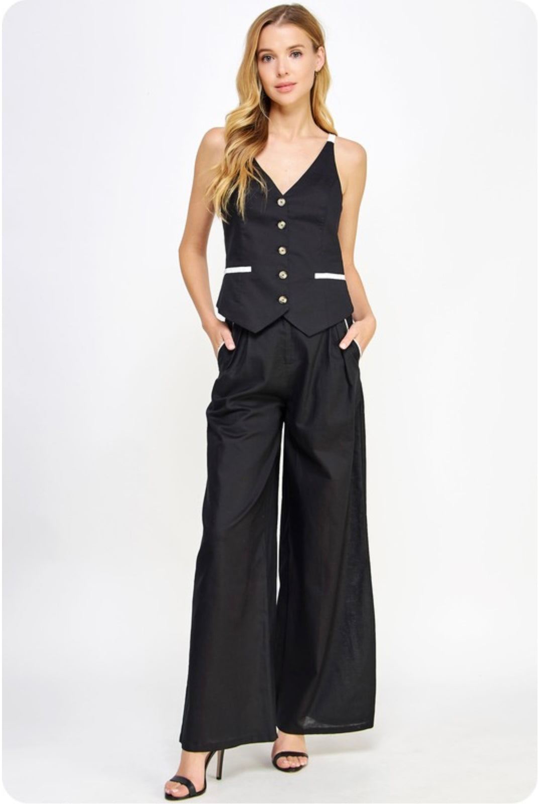 Button Down Linen Vest With Contrast Piping Details