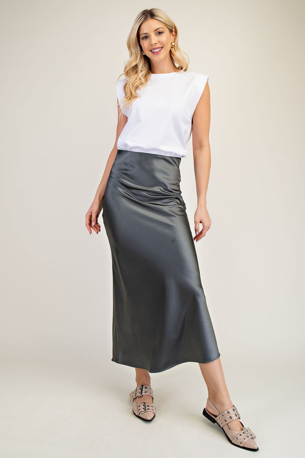 Contrasting Sleeveless Grey Midi Dress
