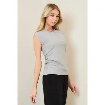 RIBBED SIDE RUCHED MUSCLE TOP