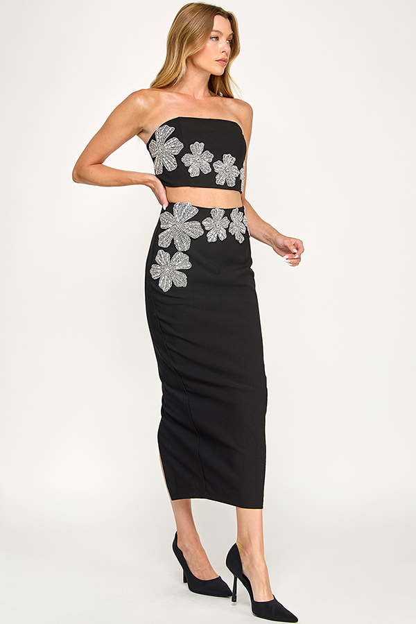 Alias Black Floral Embellished Two-Piece Set – Strapless Crop Top & High-Waist Midi Skirt