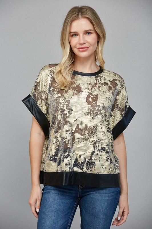 Metallic Abstract Print Top with Faux Leather Trim – Short Sleeve Casual Glam Blouse