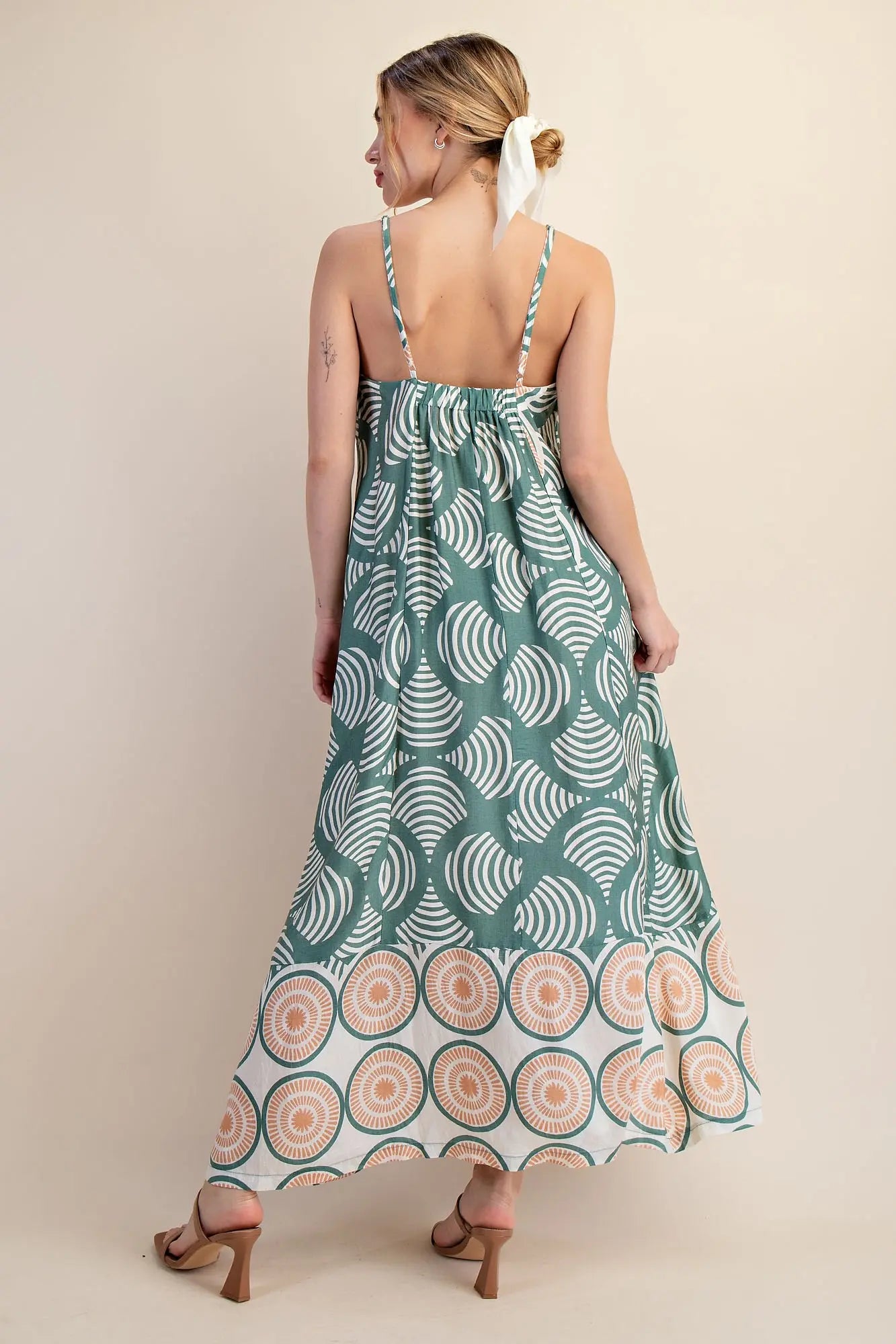 Geometric Print Dress – Straight Neck Sleeveless Sundress