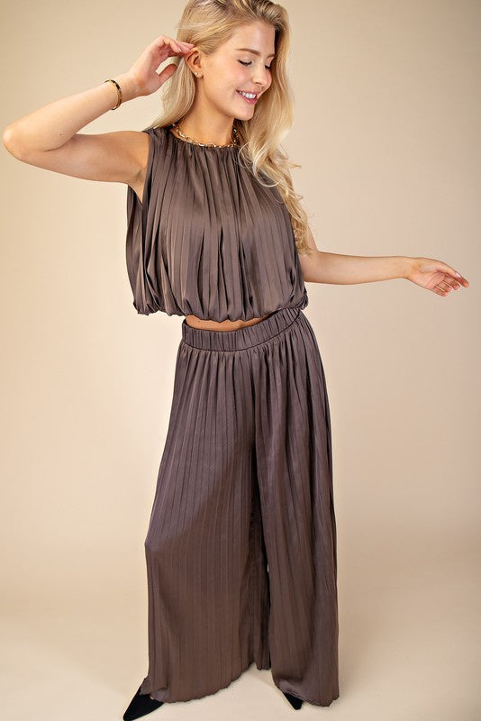 Sleeveless Pleated Top